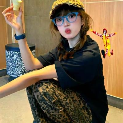 重返青春后儿子们把我宠成小公主